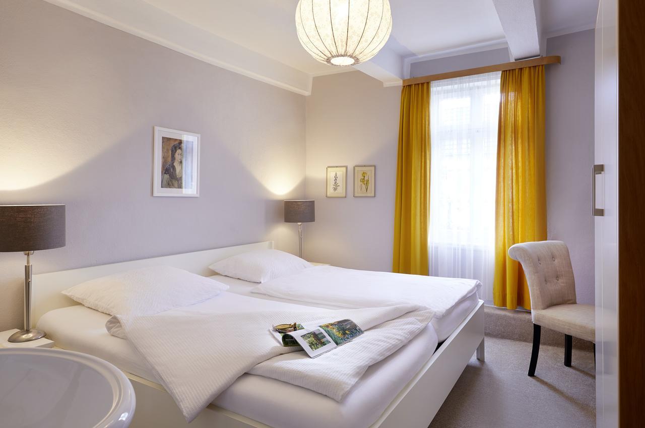 Hotel Gasthof Zu Den Linden Oberhundem Dış mekan fotoğraf